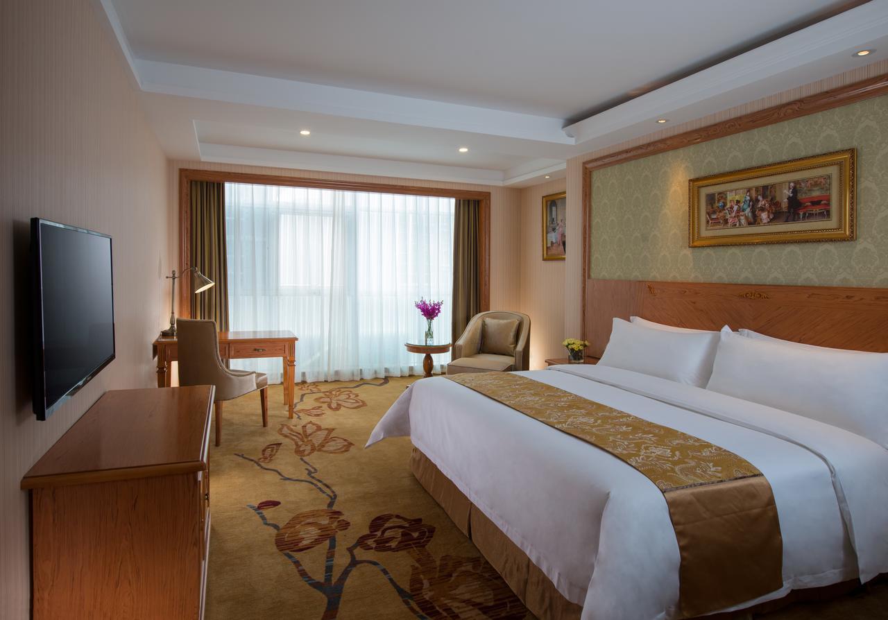 Vienna Hotel Shenzhen Bantian Vanke Zone 5 Экстерьер фото