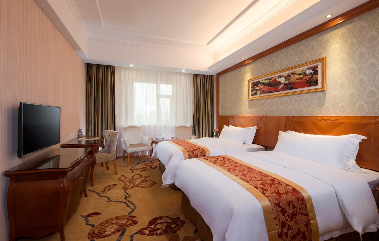 Vienna Hotel Shenzhen Bantian Vanke Zone 5 Экстерьер фото