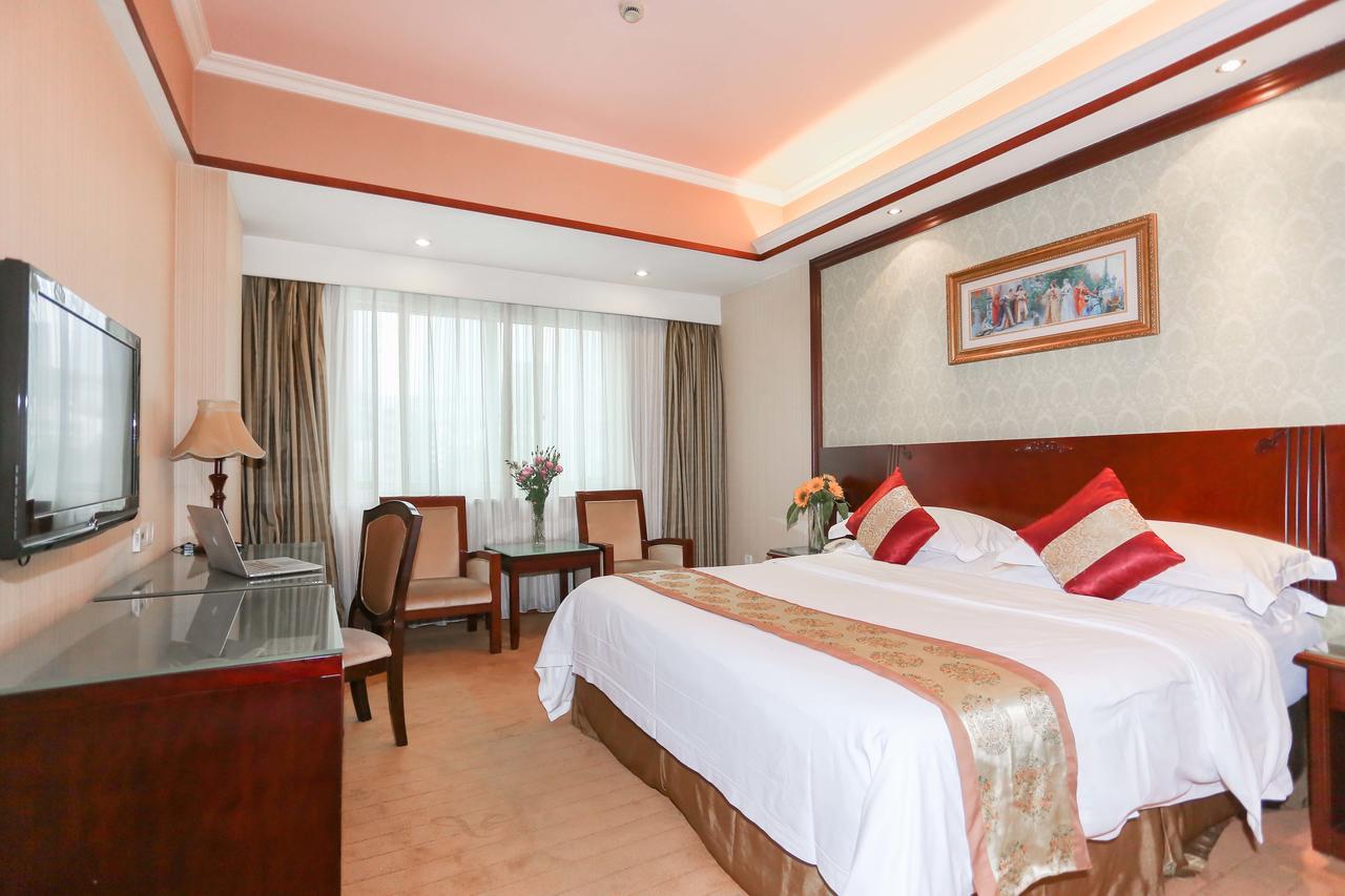 Vienna Hotel Shenzhen Bantian Vanke Zone 5 Экстерьер фото